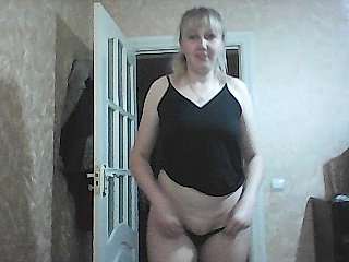 MollyTery naked stripping on cam for live sex video chat