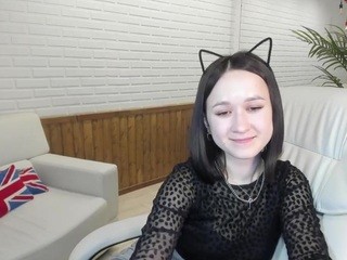 MollyThomson nude on cam – live sex chat