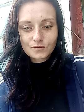 Nikusik26 naked stripping on cam for live sex video chat