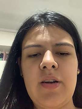 Pretty_Naughty naked stripping on cam for live sex video chat
