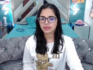 Riley-simons nude on cam – live sex chat