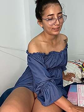 Roseniram_11 naked stripping on cam for live sex video chat