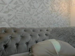 SammRuiz nude on cam – live sex chat