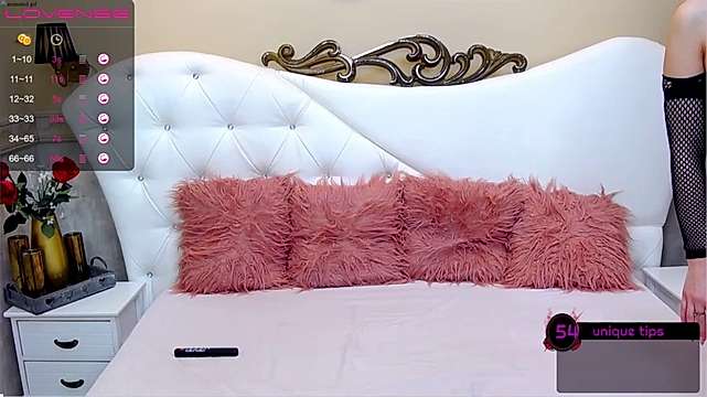 SelenaFendy naked stripping on cam for live sex video chat