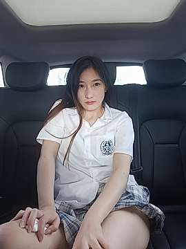 tiantian929 naked stripping on cam for live sex video chat