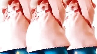 Tunisian hijab girl twerk on tiktok