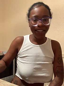 yahfantasy01 naked stripping on cam for live sex video chat