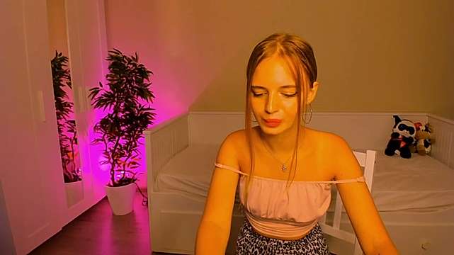 alice_rosss naked stripping on cam for live sex video chat