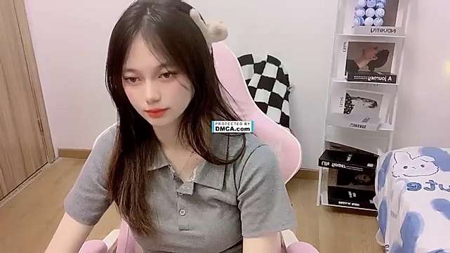 Amoi_Top naked stripping on cam for live sex video chat