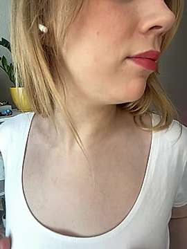 Anna__Meoww naked stripping on cam for live sex video chat