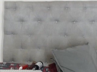 Canddy-fantasy nude on cam – live sex chat