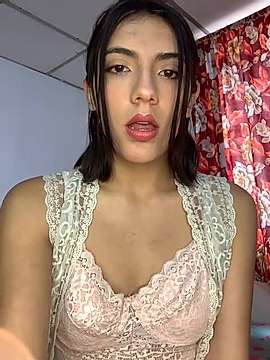 Candy_moonn_ naked stripping on cam for live sex video chat