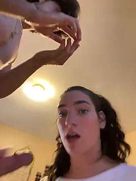 Chosenbabyy021 naked stripping on cam for live sex video chat