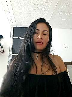 Dana_Linna naked stripping on cam for live sex video chat