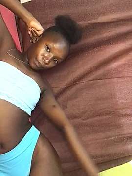 Ebonyamaya naked stripping on cam for live sex video chat