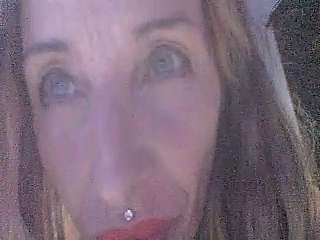 FrozenWaffle naked stripping on cam for live sex video chat