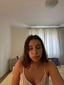 grisore naked stripping on cam for live sex video chat