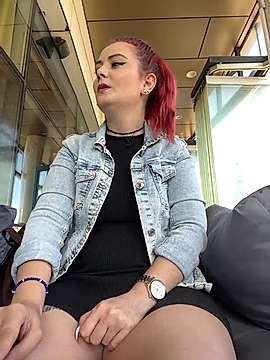 July_Sparks naked stripping on cam for live sex video chat