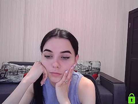 Katie__Evans naked stripping on cam for live sex video chat