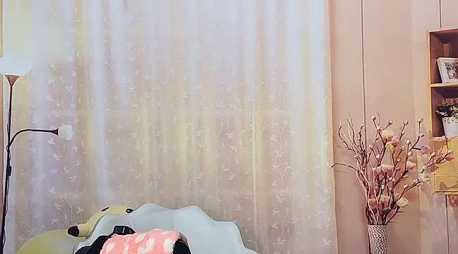 Knowing_ naked stripping on cam for live sex video chat