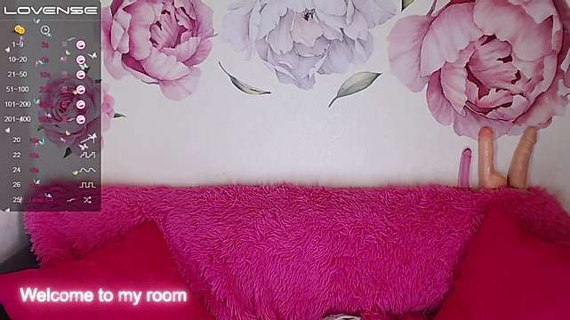 LeilaQ naked stripping on cam for live sex video chat