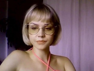 LexieBlonde nude on cam – live sex chat