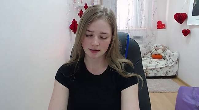 LinaSun naked stripping on cam for live sex video chat