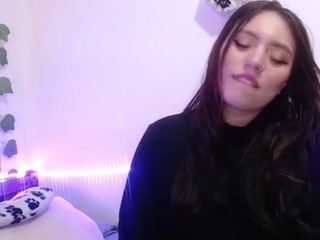 Nina Black nude on cam – live sex chat