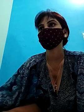 pooo_66 naked stripping on cam for live sex video chat