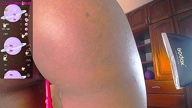 RachellGrayy naked stripping on cam for live sex video chat