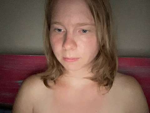 SweetLucy96 naked stripping on cam for live sex video chat