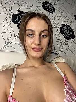 Cartier_G naked stripping on cam for live sex video chat