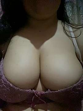 Fahdabs95 naked stripping on cam for live sex video chat