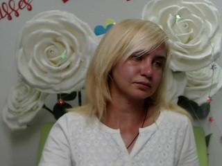 IdaColli nude on cam – live sex chat
