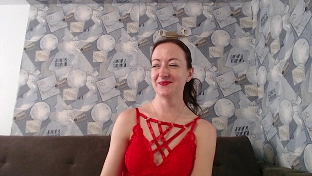kimberlyray2 naked stripping on cam for live sex video chat