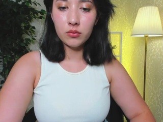 Lesley-lips nude on cam – live sex chat
