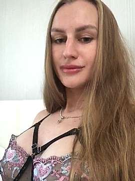 Marishka5555 naked stripping on cam for live sex video chat