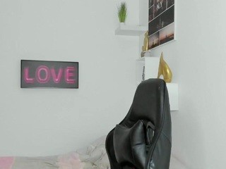 MissySlapalot nude on cam – live sex chat