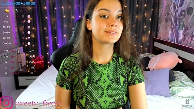 MonicaEdw naked stripping on cam for live sex video chat