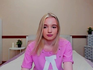 OliviaEggan nude on cam – live sex chat