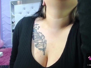 Penelope-titts nude on cam – live sex chat