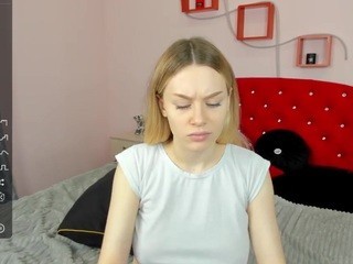 Sebastian and Alenca nude on cam – live sex chat