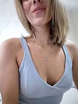 Sweet_Kati naked stripping on cam for live sex video chat