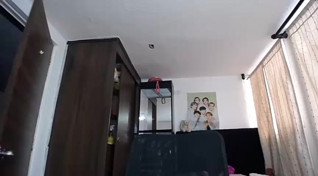 Ahinara- naked stripping on cam for live sex video chat