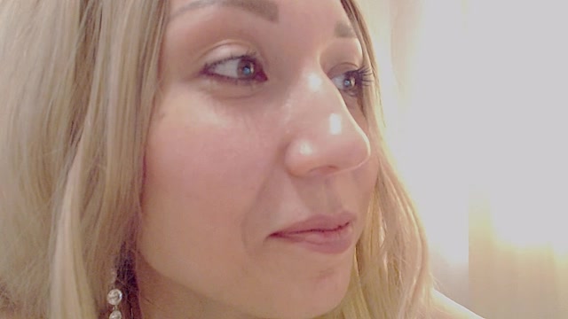 Alisa_Moon_ naked stripping on cam for live sex video chat
