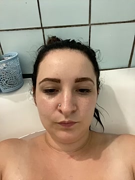 AmyCutie naked stripping on cam for live sex video chat