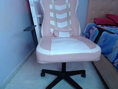 aura_king10 naked stripping on cam for live sex video chat