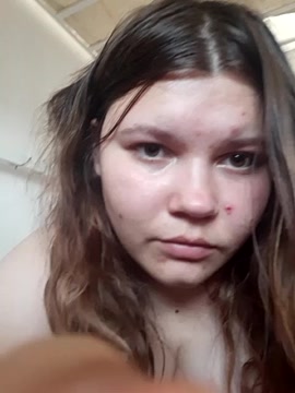 Bella_milkshakex naked stripping on cam for live sex video chat