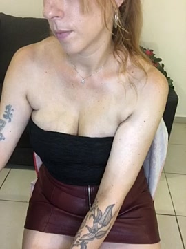 Elenashines naked stripping on cam for live sex video chat