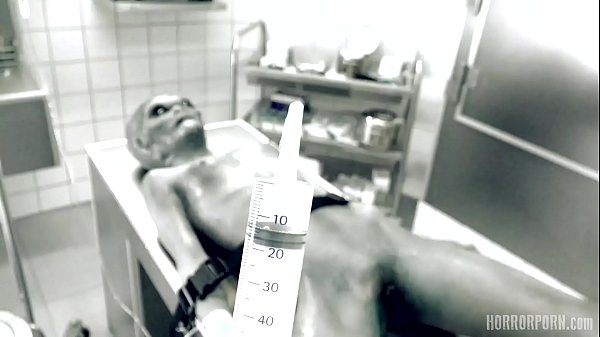 HORRORPORN – Roswell UFO